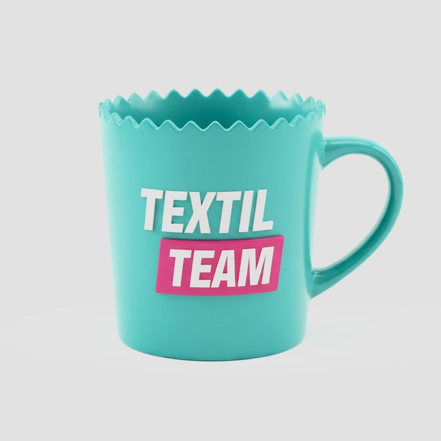 Türkisfarbene Tasse mit TEXTIL.Team-Aufdruck
