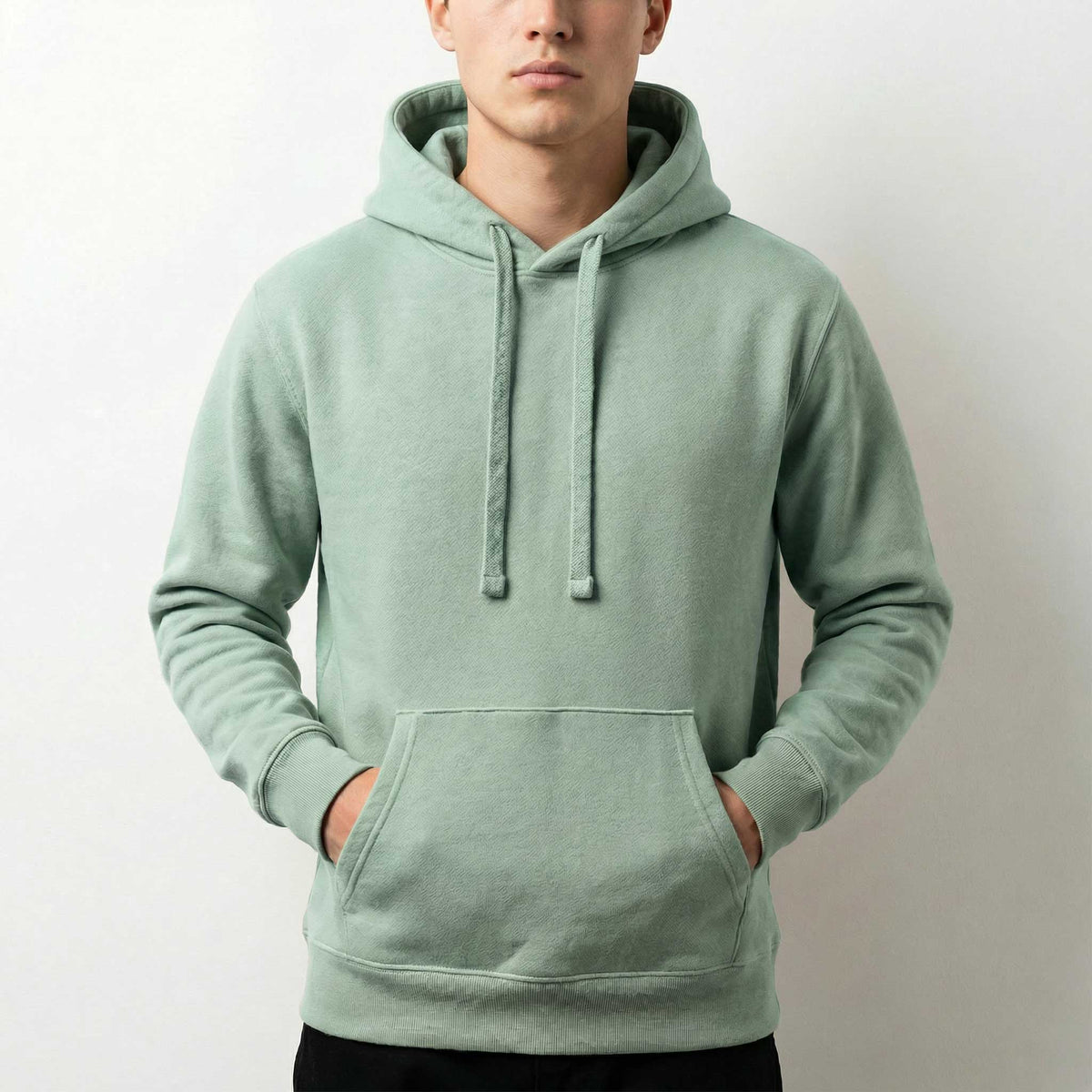 Hoodie BASIC – mit Firmenlogo besticken & bedrucken