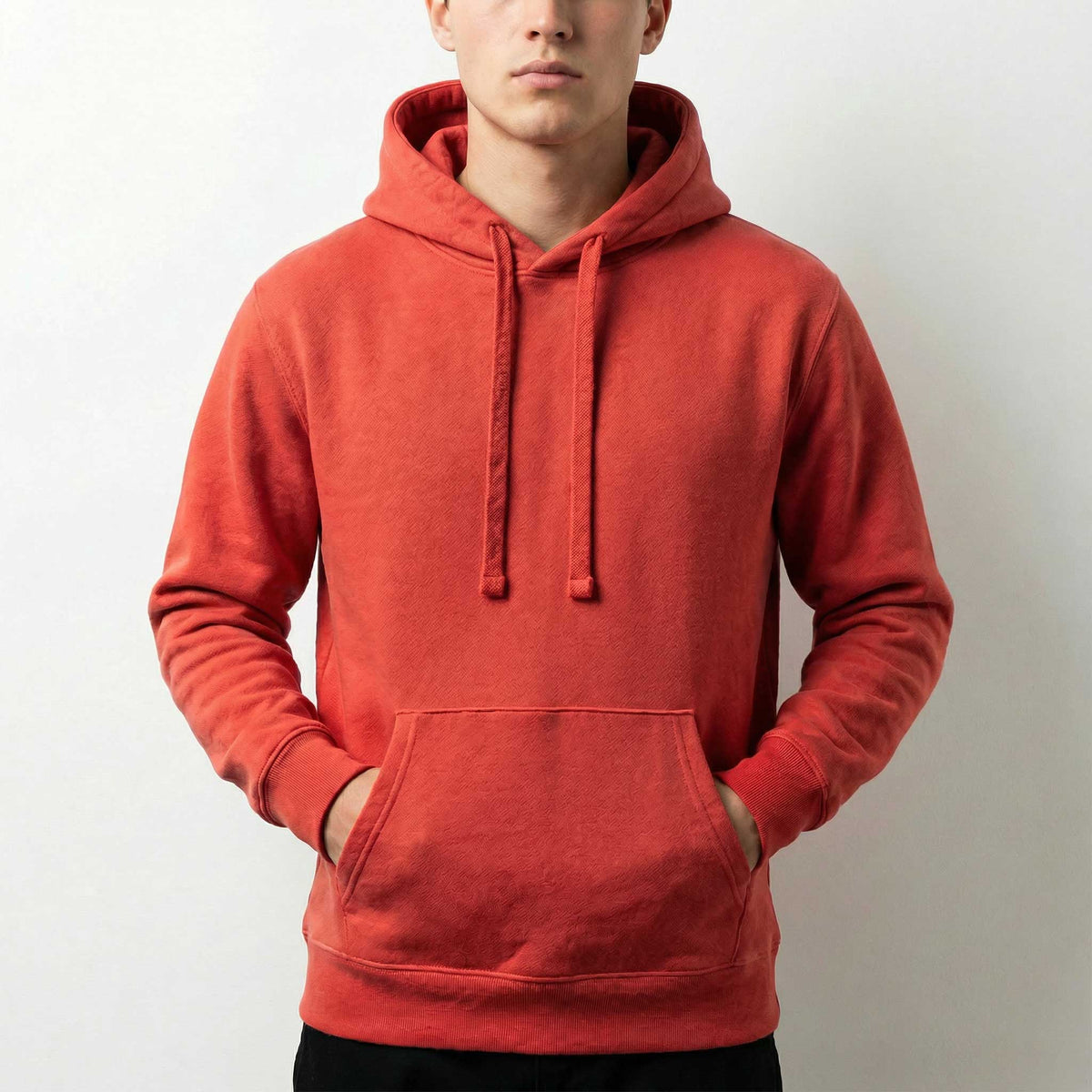 Hoodie BASIC – mit Firmenlogo besticken & bedrucken